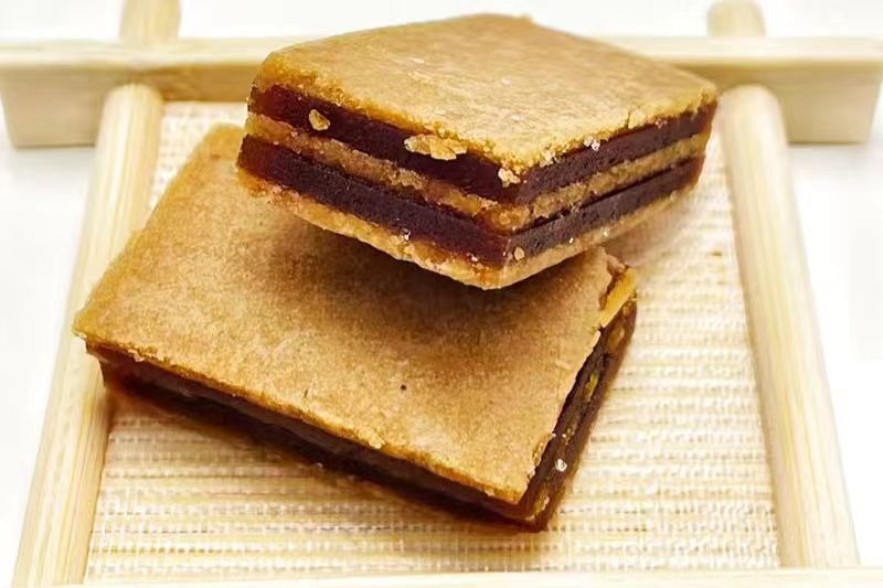 貴妃石榴糕玫紅糕體，酸甜得宜