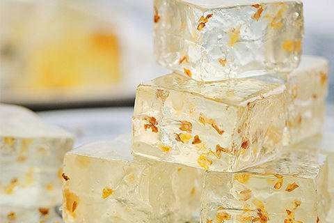 品鑒指南：如何區(qū)分西安的水晶糕與水晶餅